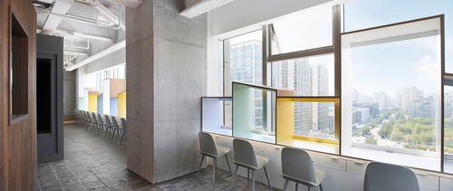 波普與簡約的碰撞 現(xiàn)代辦公室混搭風(fēng)格設(shè)計欣賞